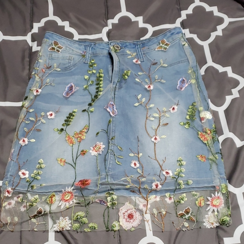 *MAKE OFFER* Jean skirt